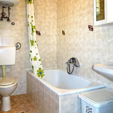 Rosa - Lbn380 By Interhome Apartment Krnica